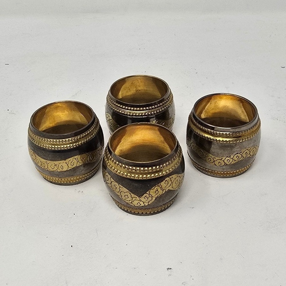 Vtg brass napkin rings set of 4 boho tablescape eclectic maximalist Mid Century